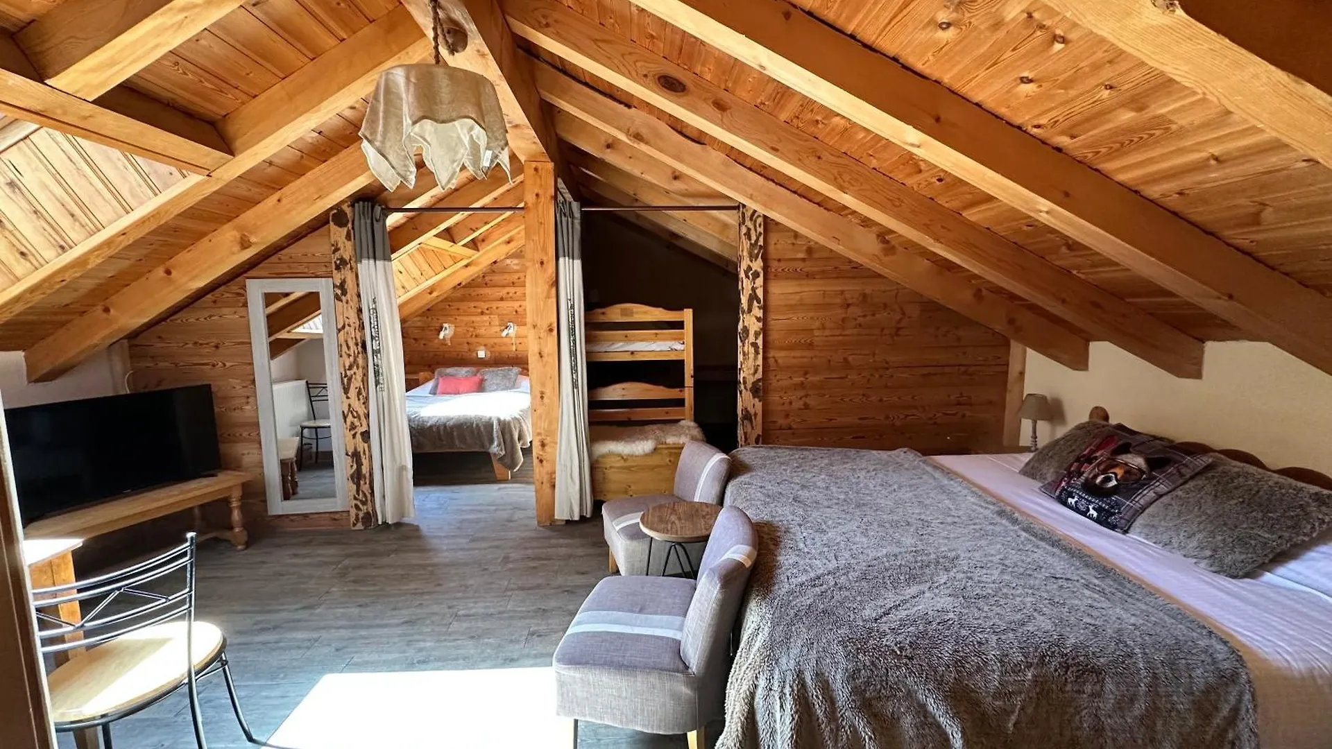 Hotel Hôtel-Chalet les Mélèzes Valloire