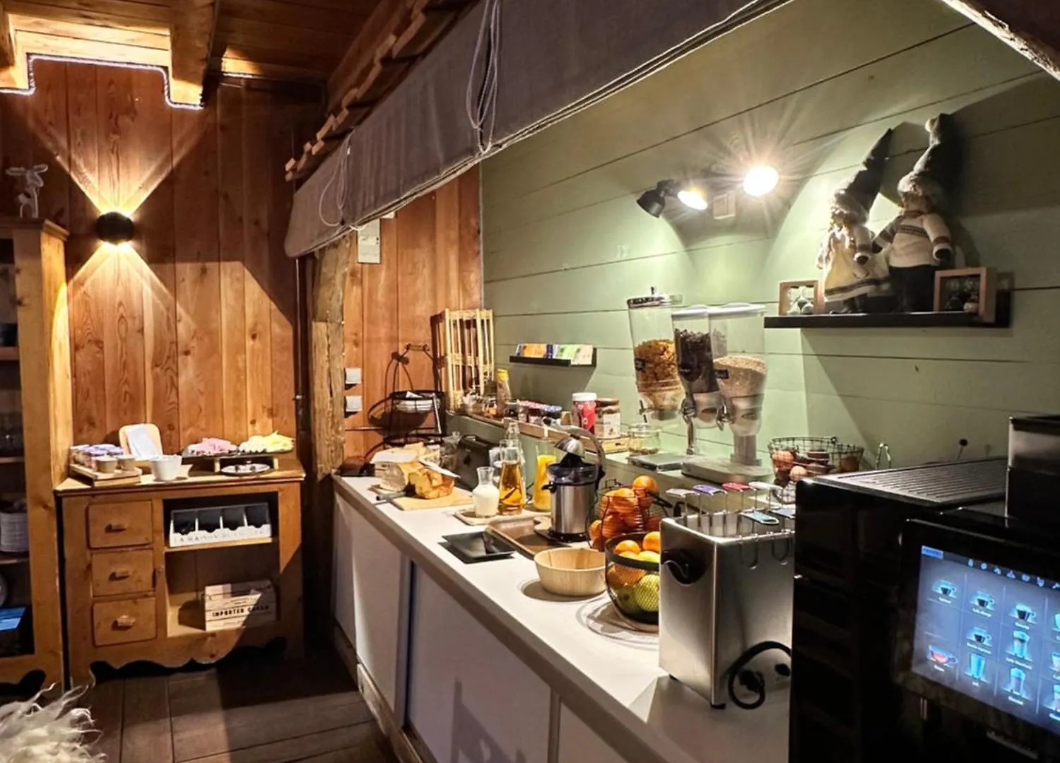 Hotel-Chalet Les Melezes Valloire 3*,  France