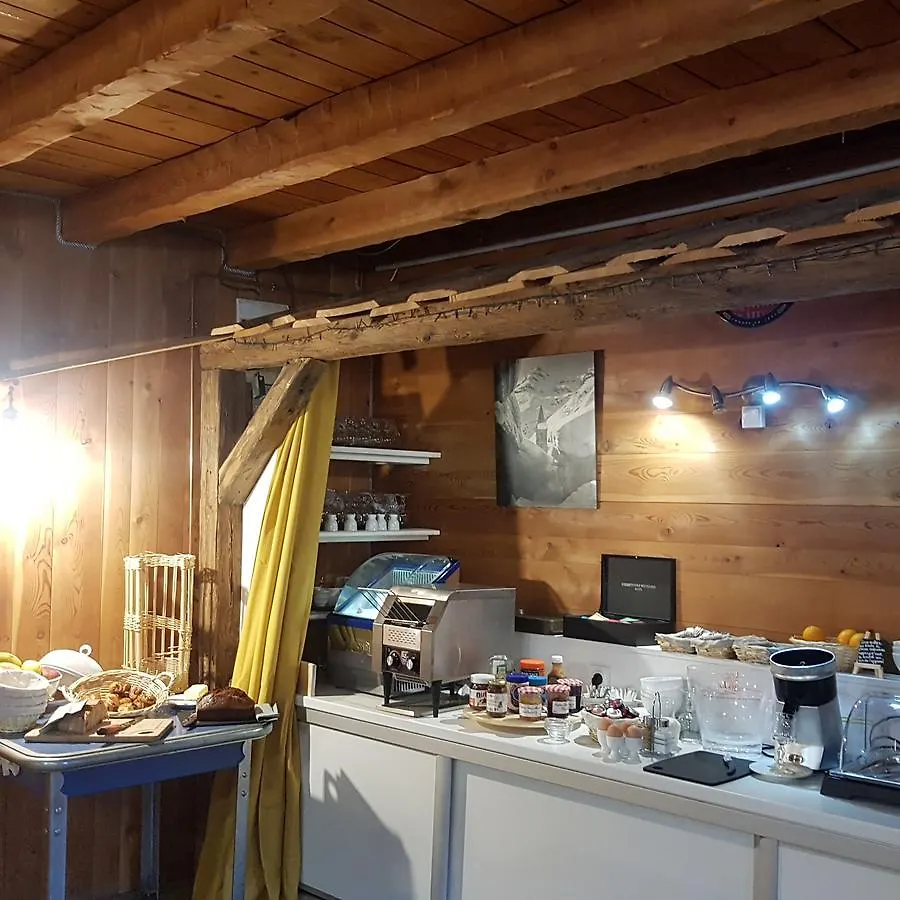 Hotel-Chalet Les Melezes Valloire 3*,